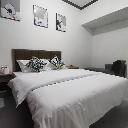 Temporaryhome -Susan マニラ市 エクステリア 写真